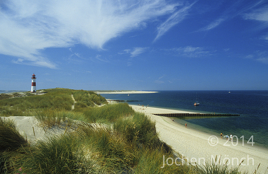 Sylt - Leuchtturm und Strand am Ellenbogen